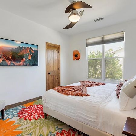 A Beautiful Desert Escape With Everything You Need パーム・スプリングス エクステリア 写真